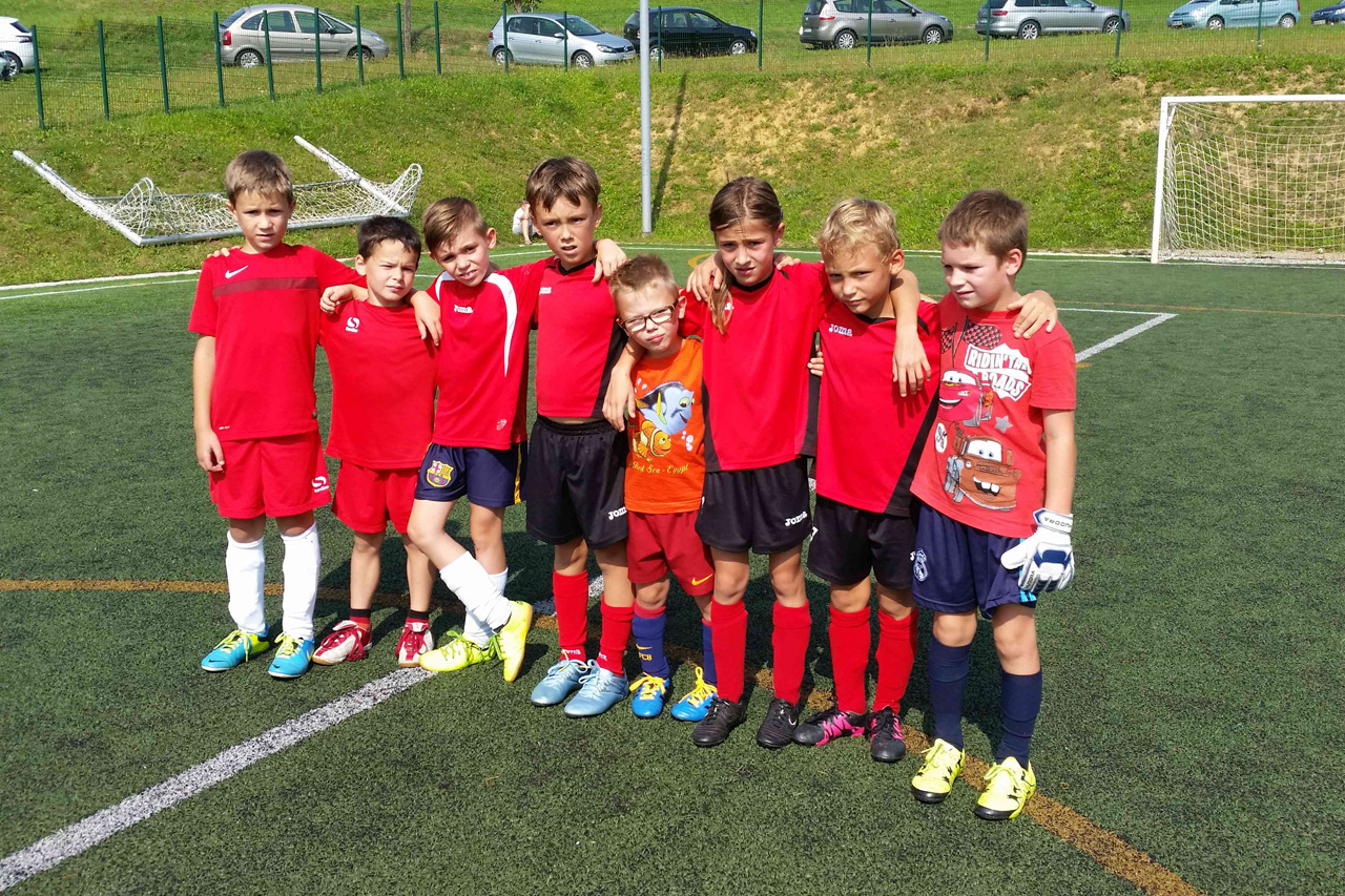 https://www.kmnslovenskegorice.si/wp-content/uploads/2018/04/Šola_futsala_08.jpg