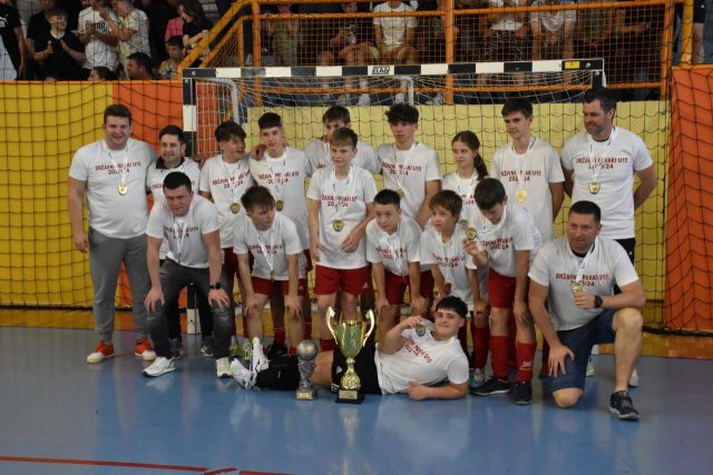 Ekipa U-15 DRŽAVNI PRVAKI!